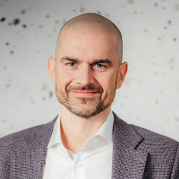adw. dr Jakub Szynkarek